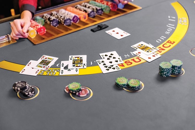 Kinh nghiệm chơi Poker đổi thưởng hiệu quả trước mọi đối thủ